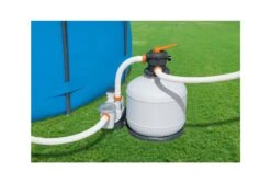 Bestway Flowclear Zandfilter 9,8 M³/u -Intex Zwembaden Winkel bestway flowclear zandfilter 9 8 m u in gebruik