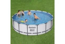 Bestway Steel Pro Max Zwembad | Ø 488 X 122 Cm 7 Bestway Steel Pro Max Zwembad | Ø 488 X 122 Cm -Intex Zwembaden Winkel bestway steel pro max zwembad 488 x 122 cm in gebruik
