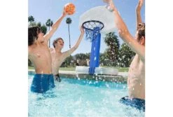 Interline 2-in-1 Basketbal En Volleybal Spel 9 Interline 2-in-1 Basketbal En Volleybal Spel -Intex Zwembaden Winkel interline 2 in 1 basketbal en volleybal spel met mensen
